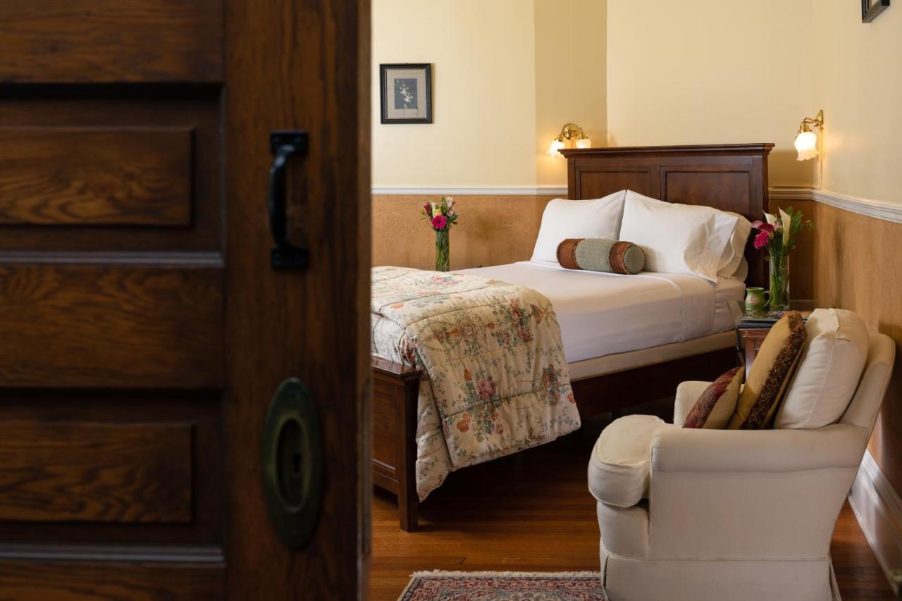 Albemarle Inn - Эшвилл Экстерьер фото